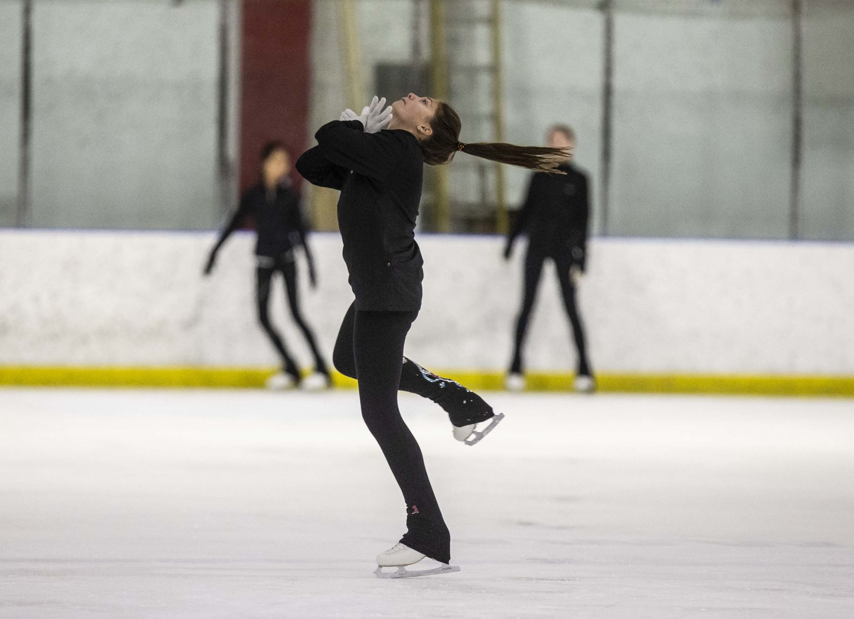 202001xx_nws_youth_skaters